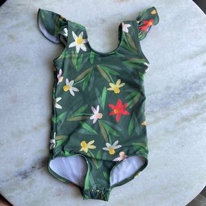 Adorable summer baby swimsuit with ruffled sleeves